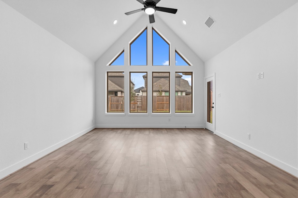 5219 Getty Lane Iowa Colony, TX 77578 - Photo 9 of 37