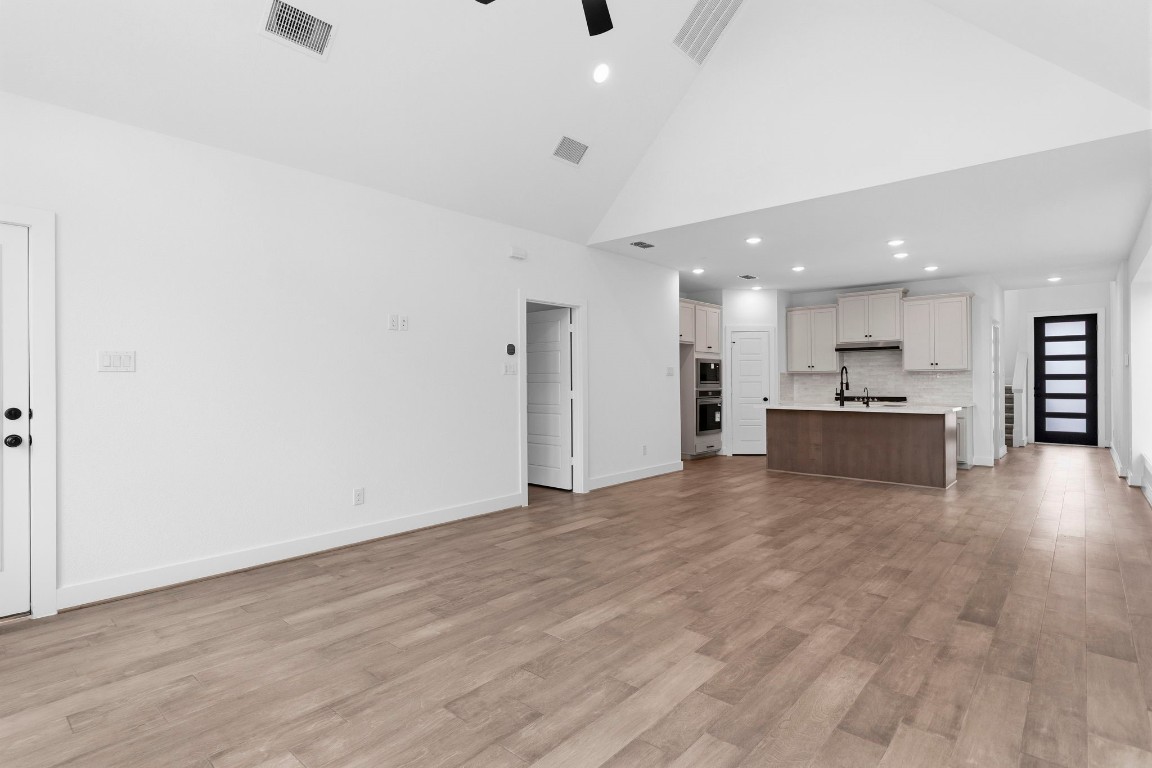 5219 Getty Lane Iowa Colony, TX 77578 - Photo 10 of 37