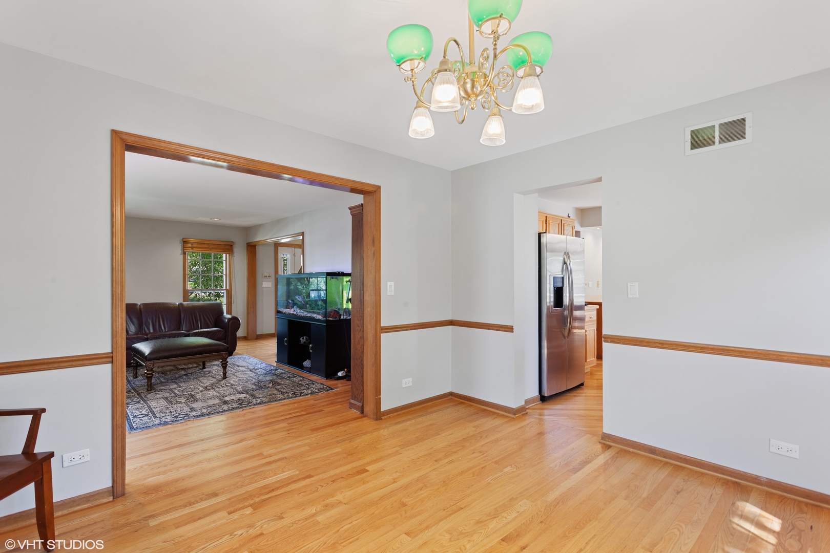 1628 Canyon Run Road Naperville, IL 60565 - Photo 7 of 17