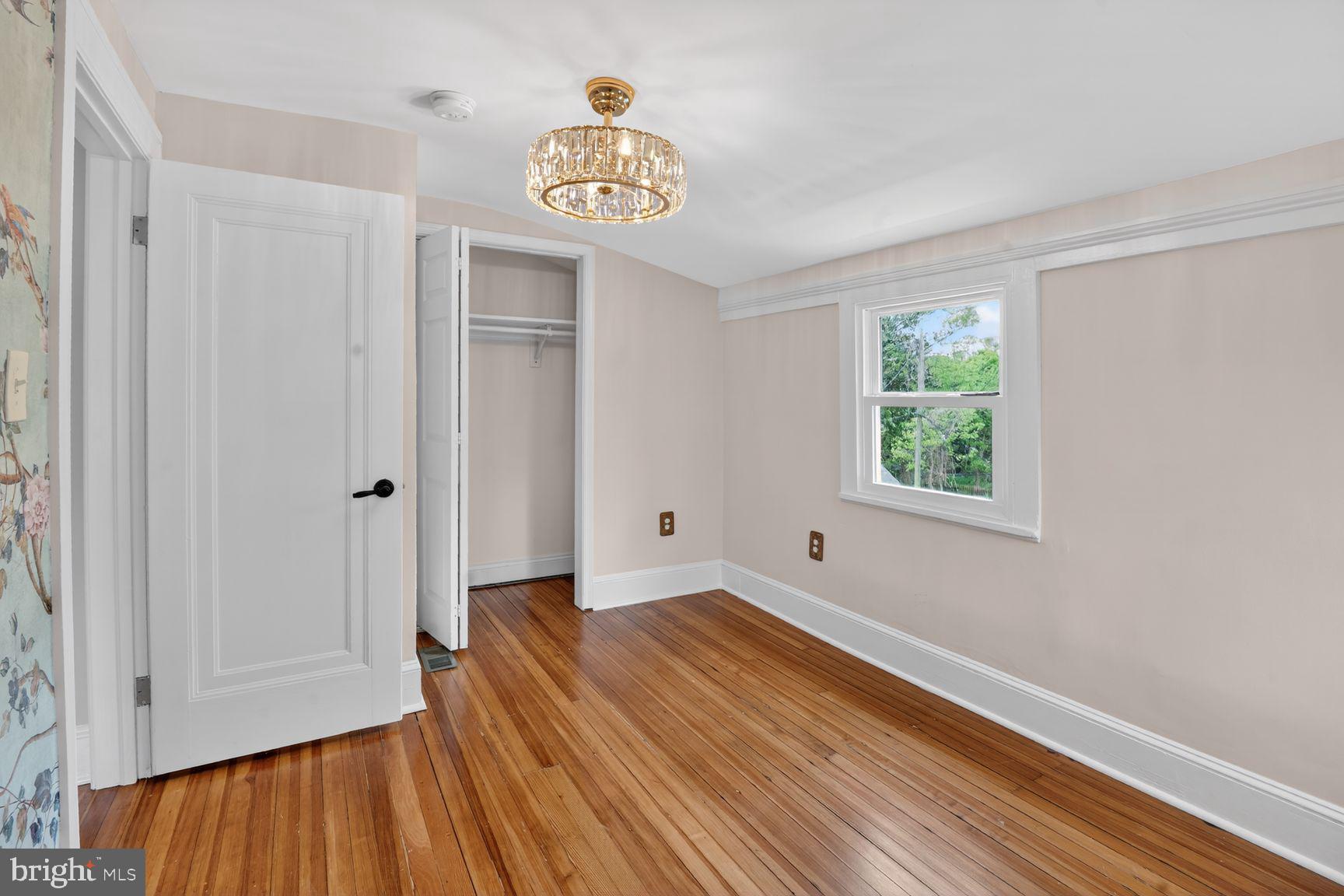 112 South Rolling Road Baltimore, MD 21228 - Photo 21 of 31 Gallery Image 21