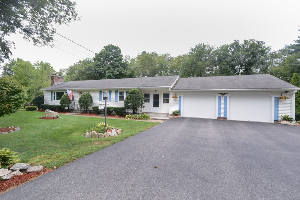 353 Millville Road Uxbridge, MA 01569 - Photo 3 of 30 Gallery Image 3