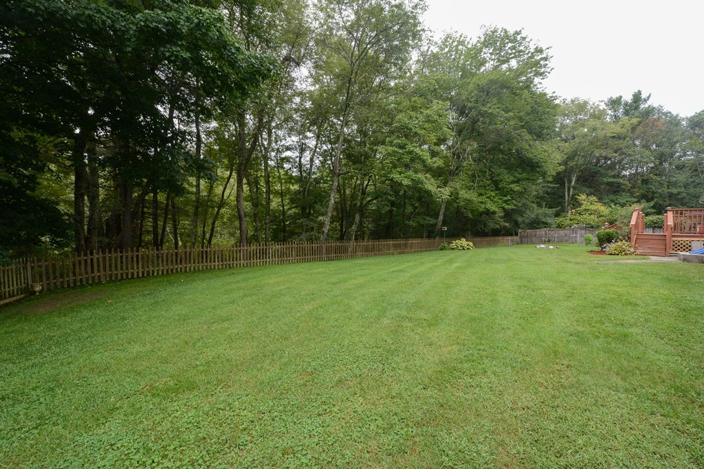 353 Millville Road Uxbridge, MA 01569 - Photo 8 of 30 Gallery Image 8