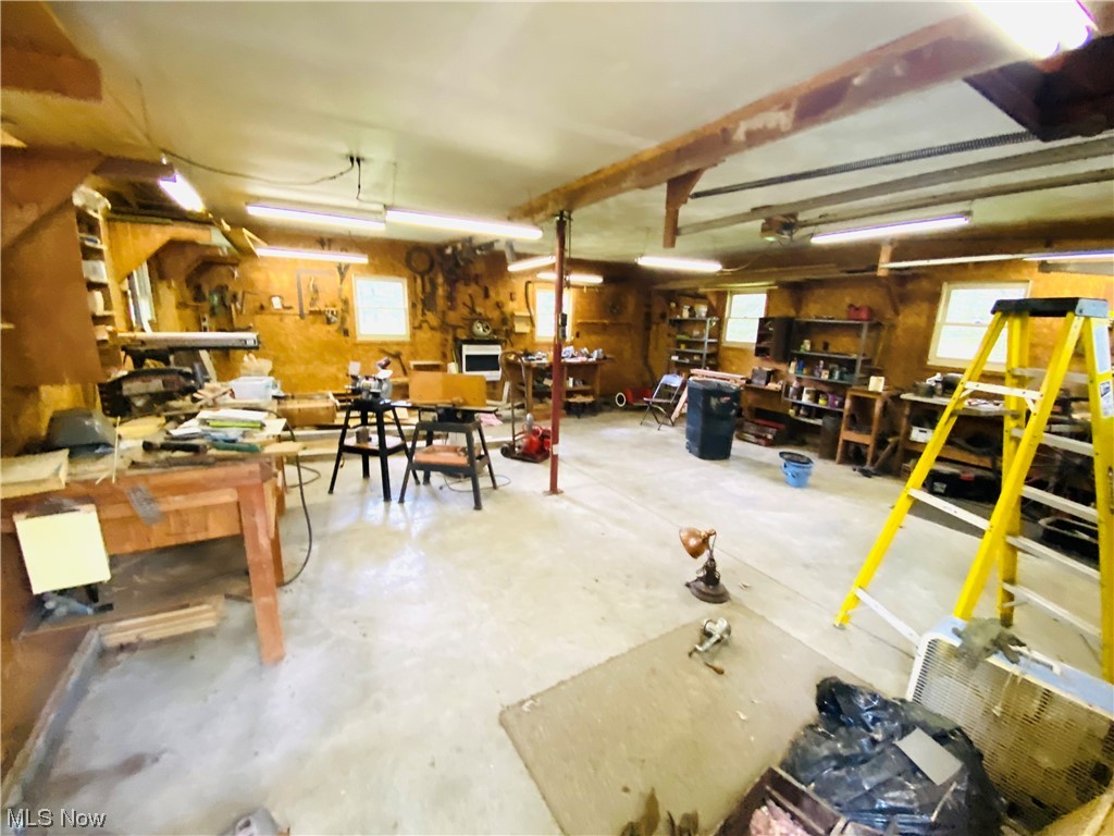 19119 West Middletown Road Beloit, OH 44609 - Photo 10 of 28 Garage featuring a workshop area