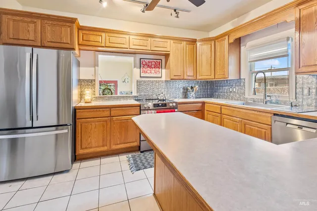 $749,900 | 1917 Arthur Street, Caldwell, ID 83605