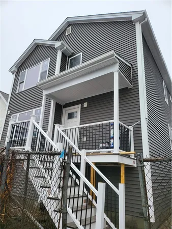 $750,000 | 731 Potters Avenue, Providence, RI 02907