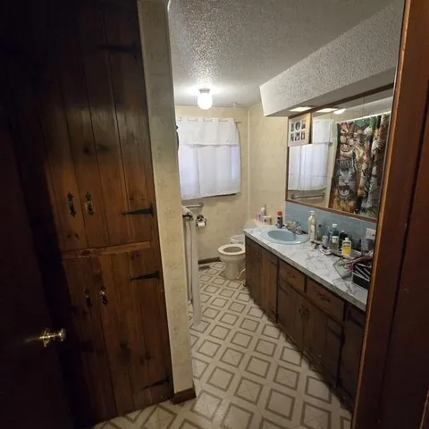 $399,900 | 947 Lakeshore Drive, Brighton, VT 05846