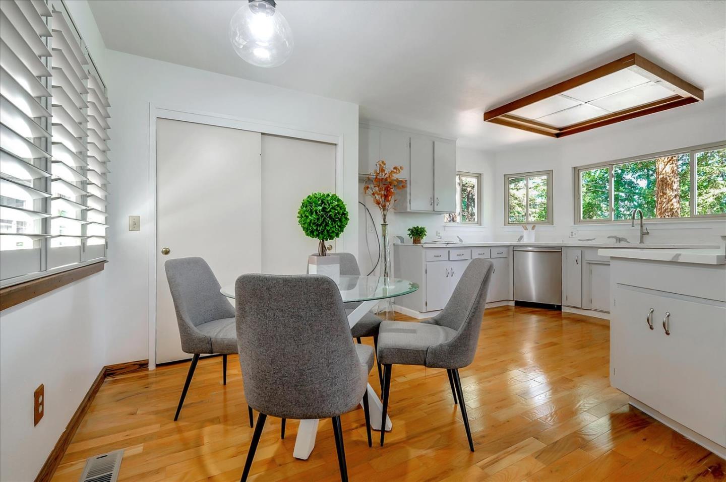 1701 Vine Hill Road Santa Cruz, CA 95065 - Photo 13 of 51 Gallery Image 13