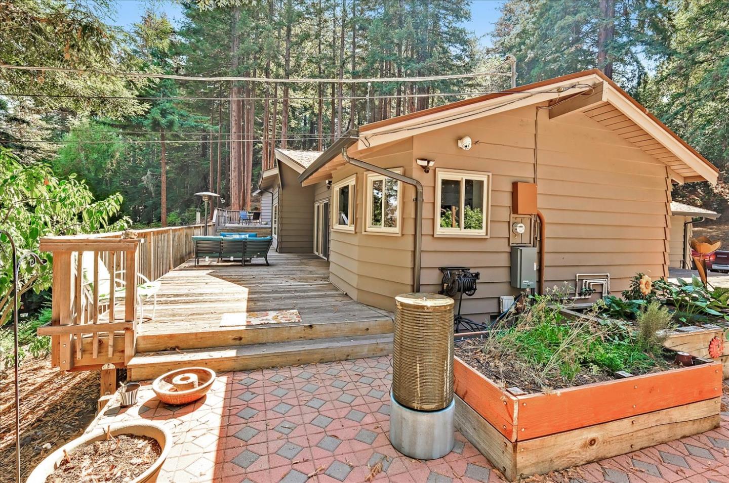 1701 Vine Hill Road Santa Cruz, CA 95065 - Photo 38 of 51 Gallery Image 38