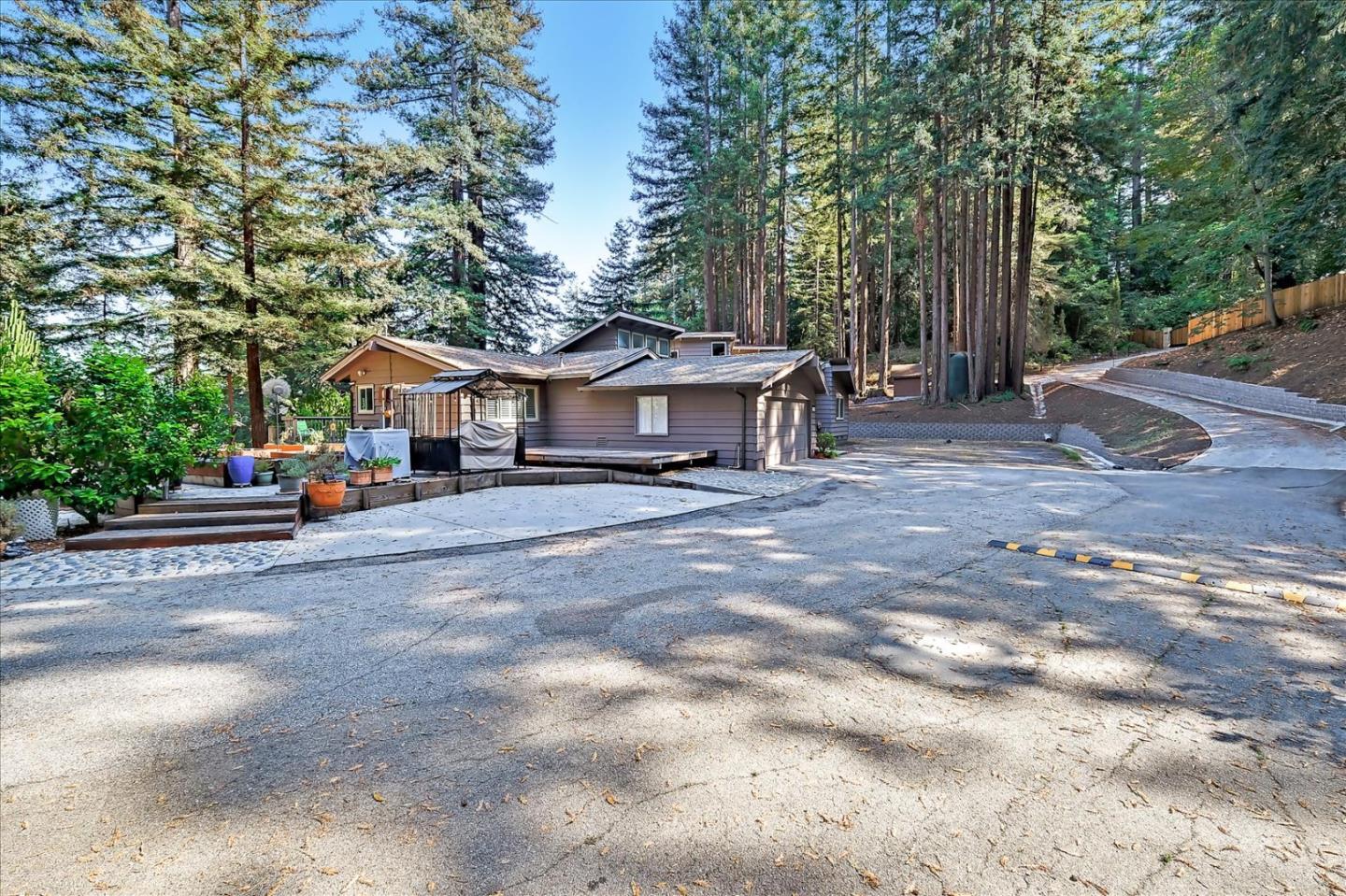 1701 Vine Hill Road Santa Cruz, CA 95065 - Photo 48 of 51 Gallery Image 48