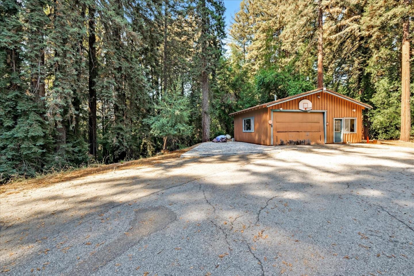 1701 Vine Hill Road Santa Cruz, CA 95065 - Photo 50 of 51 Gallery Image 50
