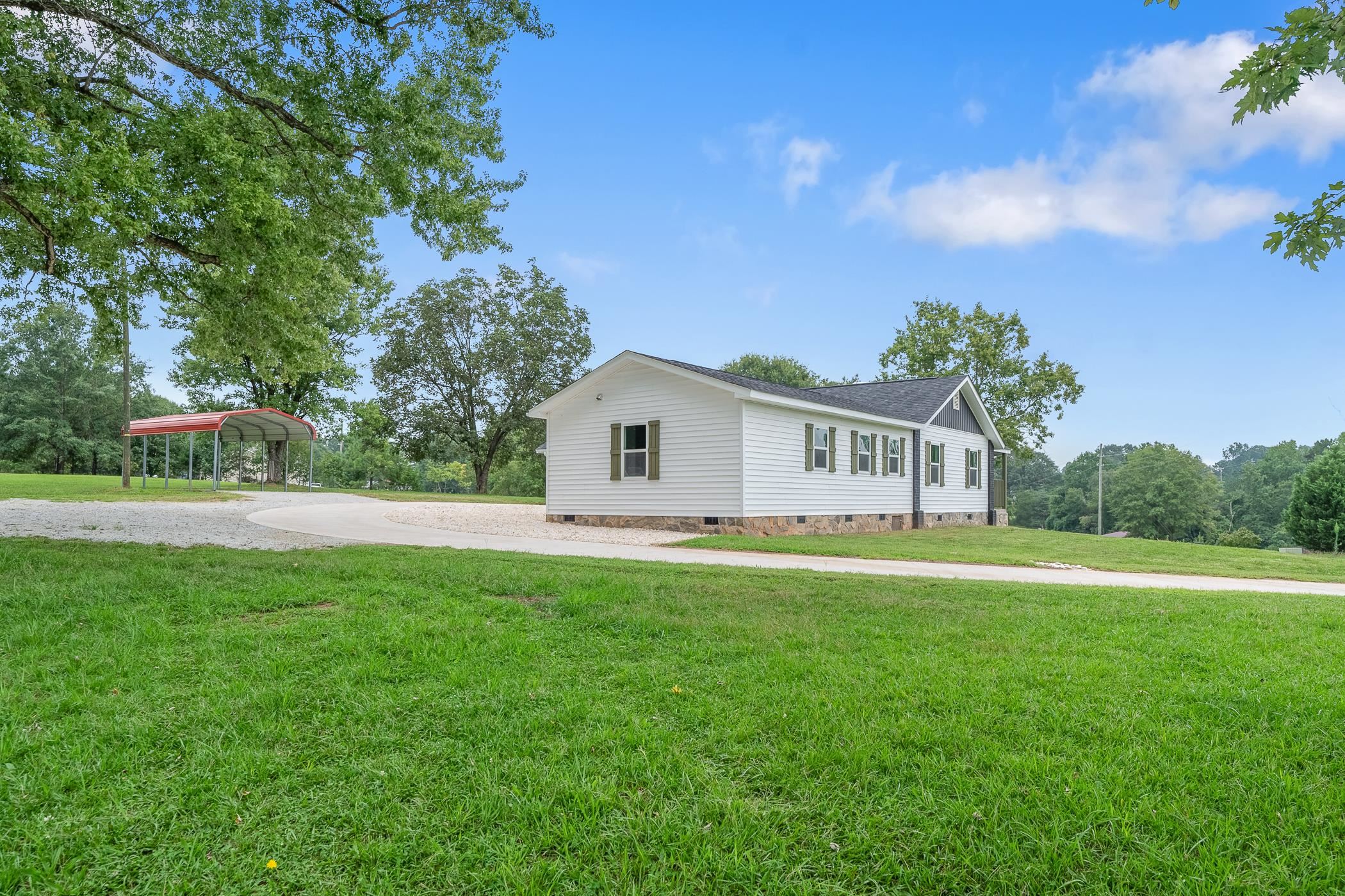 351 State Rd S-42-786 Wellford, SC 29385 - Photo 14 of 40