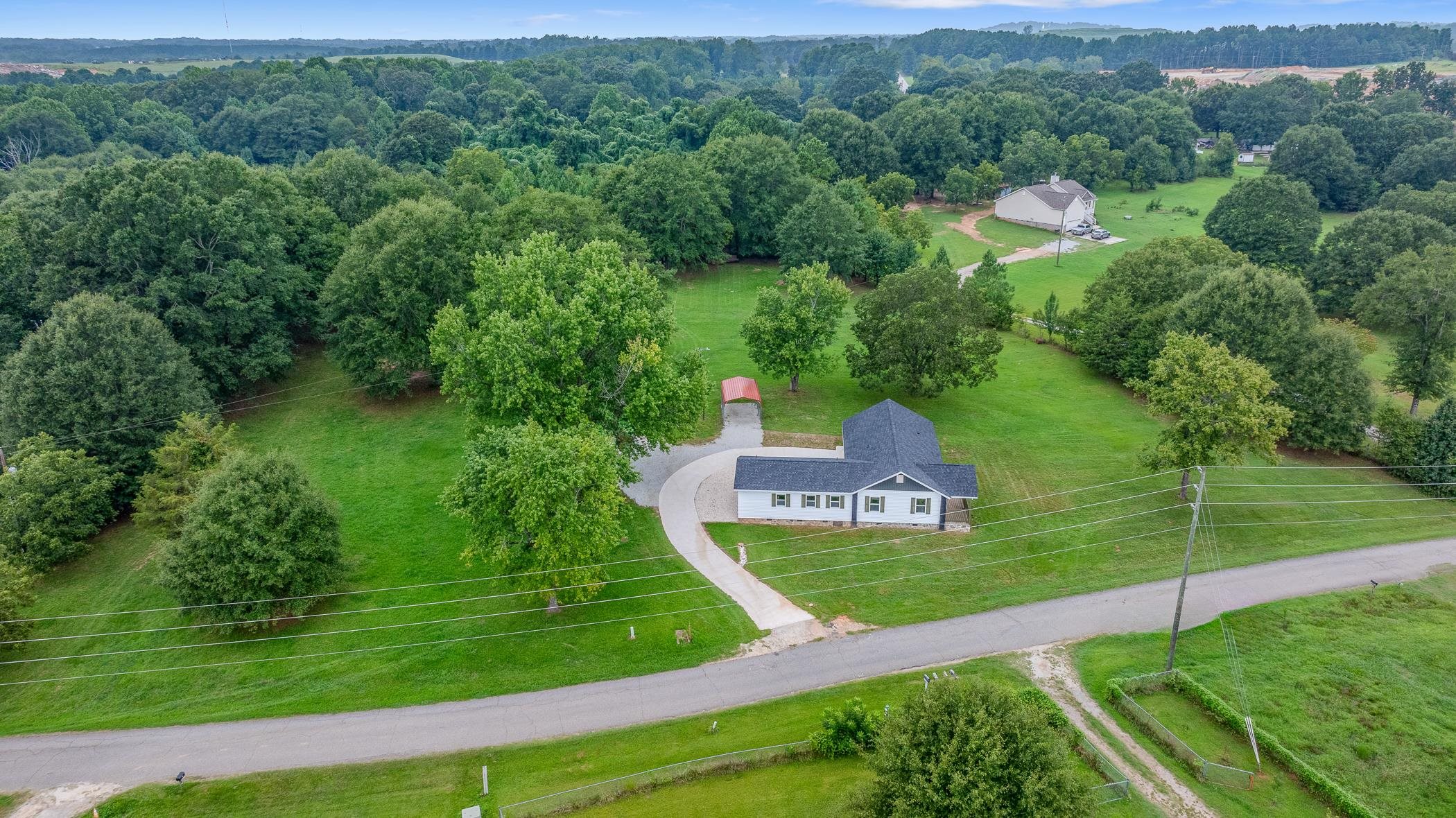 351 State Rd S-42-786 Wellford, SC 29385 - Photo 3 of 40