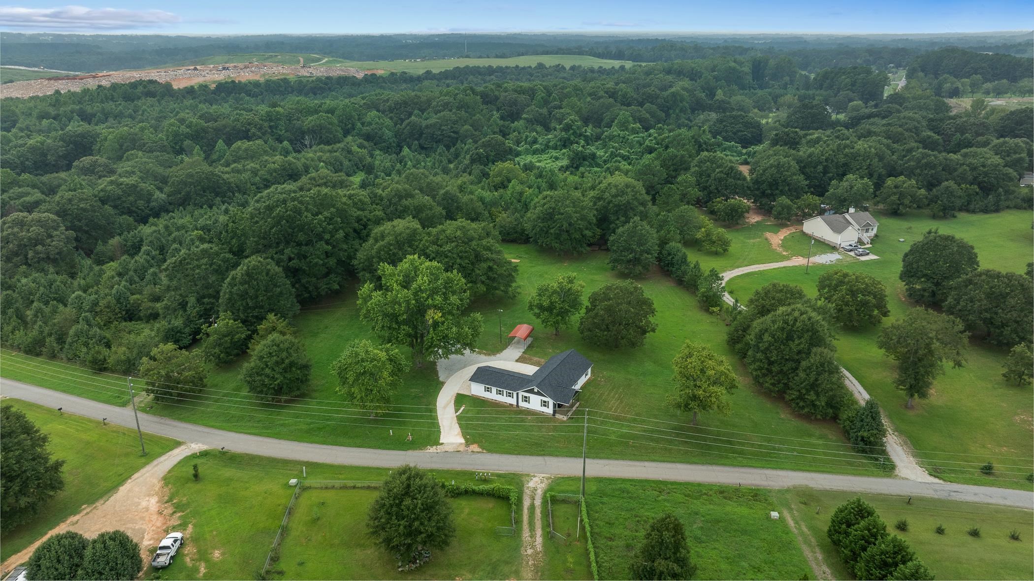 351 State Rd S-42-786 Wellford, SC 29385 - Photo 8 of 40