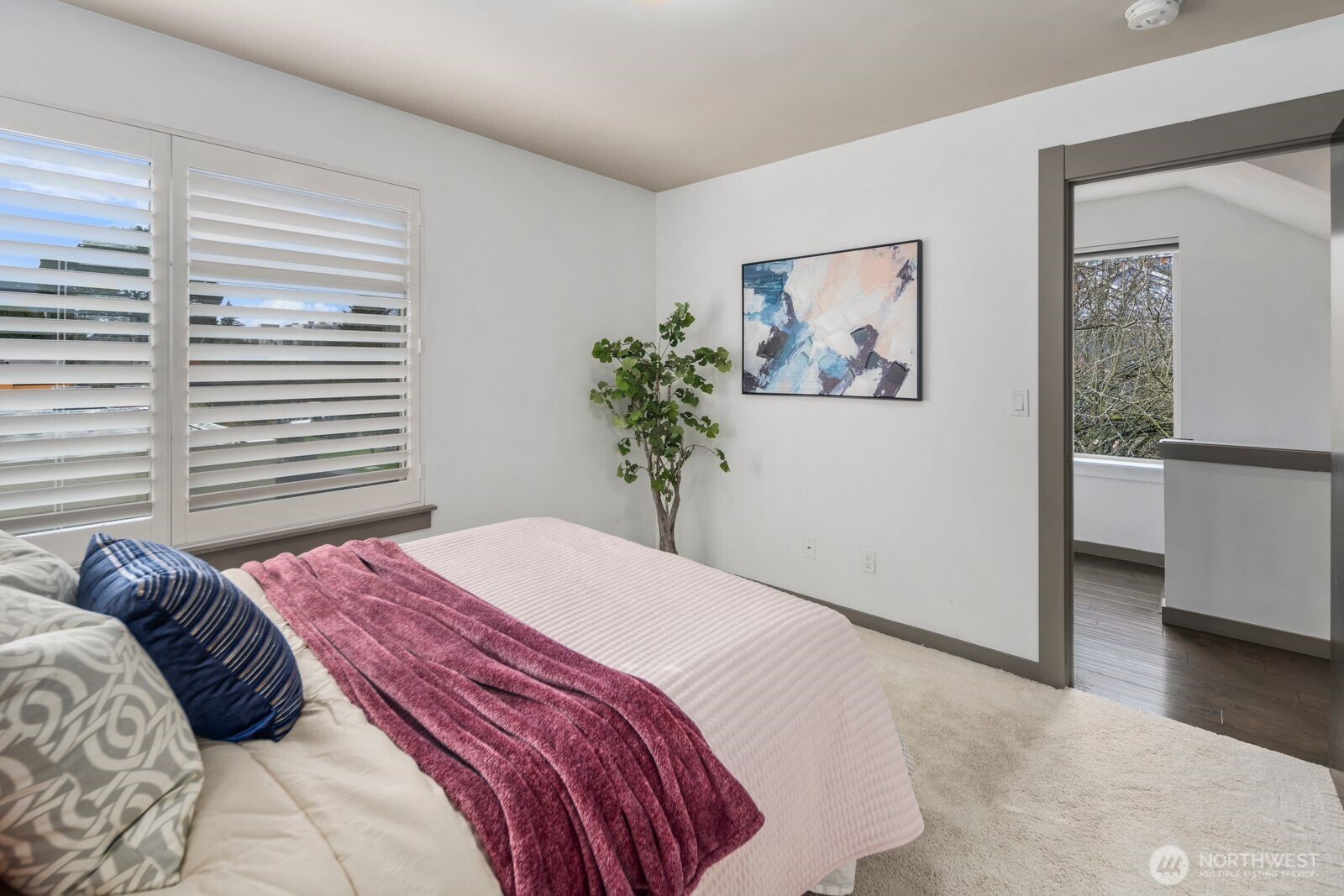 3955 Southwest Oregon Street Seattle, WA 98116 - Photo 20 of 38 Gallery Image 20