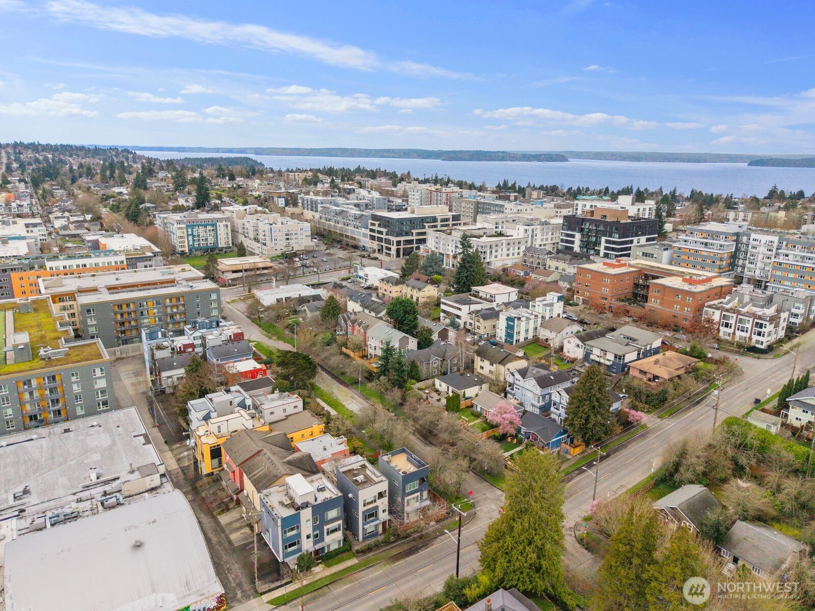 3955 Southwest Oregon Street Seattle, WA 98116 - Photo 38 of 38 Gallery Image 38