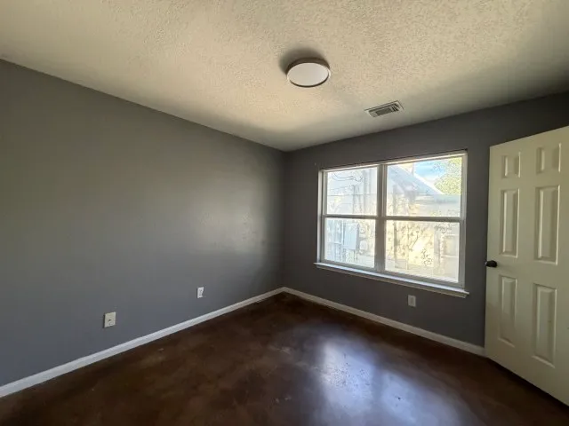 $519,900 | 207 South Creek Street, Fredericksburg, TX 78624