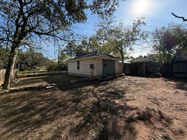 $519,900 | 207 South Creek Street, Fredericksburg, TX 78624