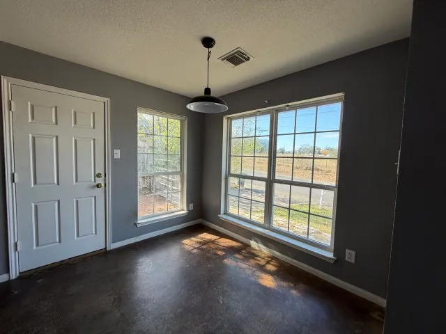 $519,900 | 207 South Creek Street, Fredericksburg, TX 78624