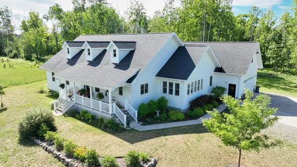 $779,000 | 851 North N Highway, Armstrong Creek, WI 54103