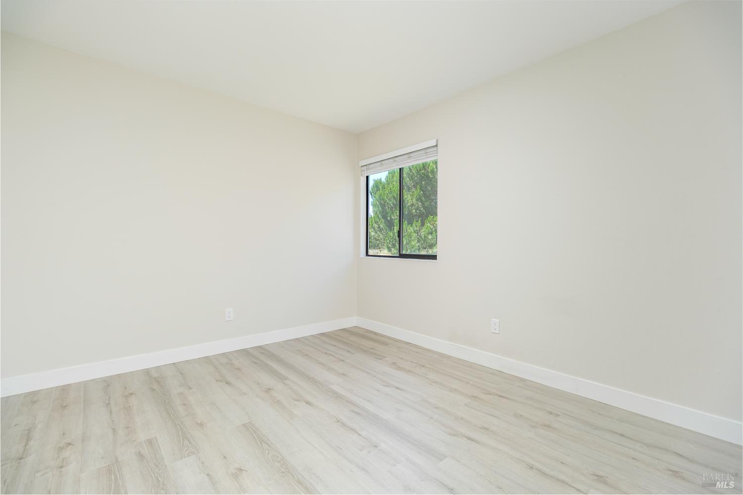 56 Dockside Circle San Rafael, CA 94903 - Photo 15 of 22
