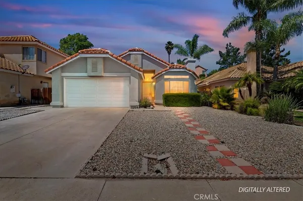 $629,900 | 24352 Vía Briones, Murrieta, CA 92562