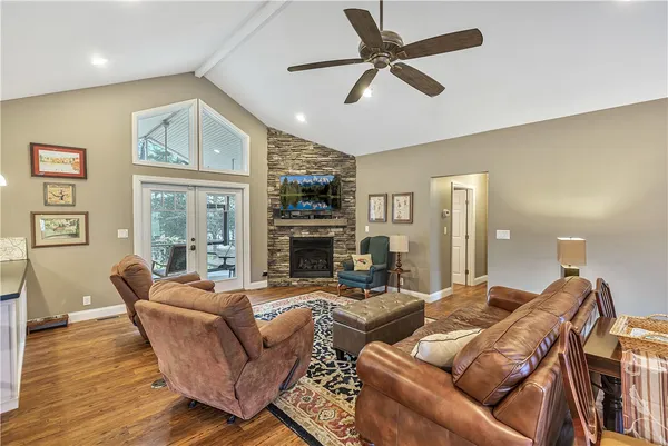 $674,900 | 119 Crosby Drive, Fair Play, SC 29643
