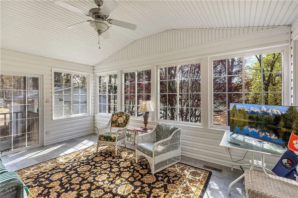 $674,900 | 119 Crosby Drive, Fair Play, SC 29643