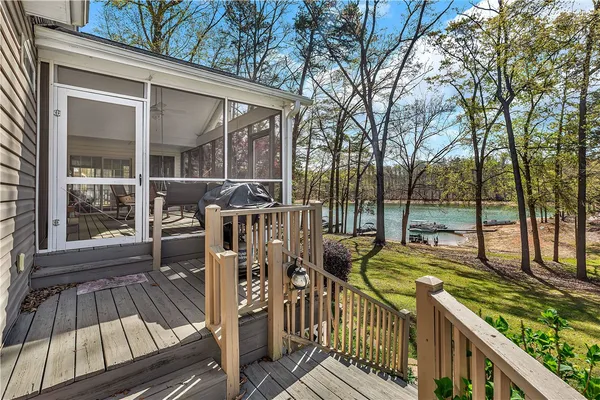 $674,900 | 119 Crosby Drive, Fair Play, SC 29643