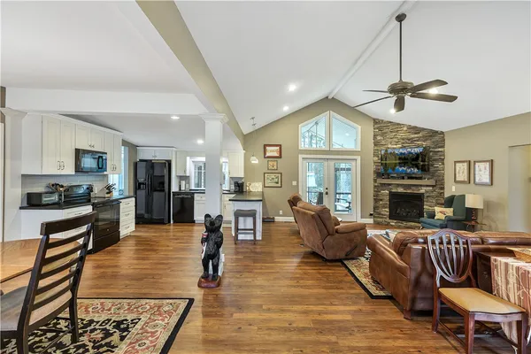 $674,900 | 119 Crosby Drive, Fair Play, SC 29643