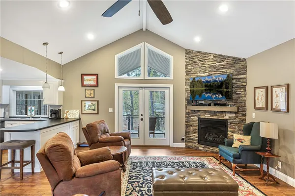 $674,900 | 119 Crosby Drive, Fair Play, SC 29643