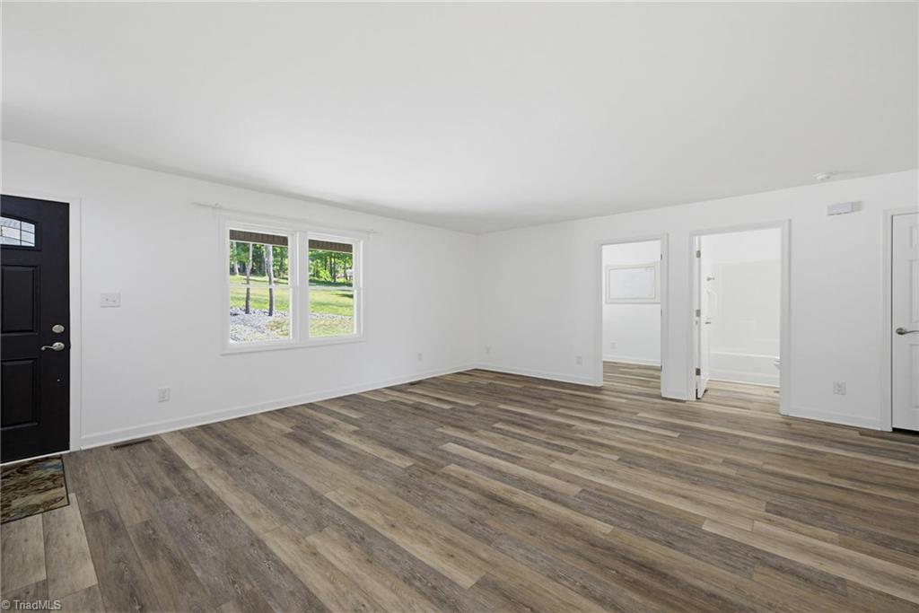 484 Vernon Road Reidsville, NC 27320 - Photo 9 of 46 Gallery Image 9