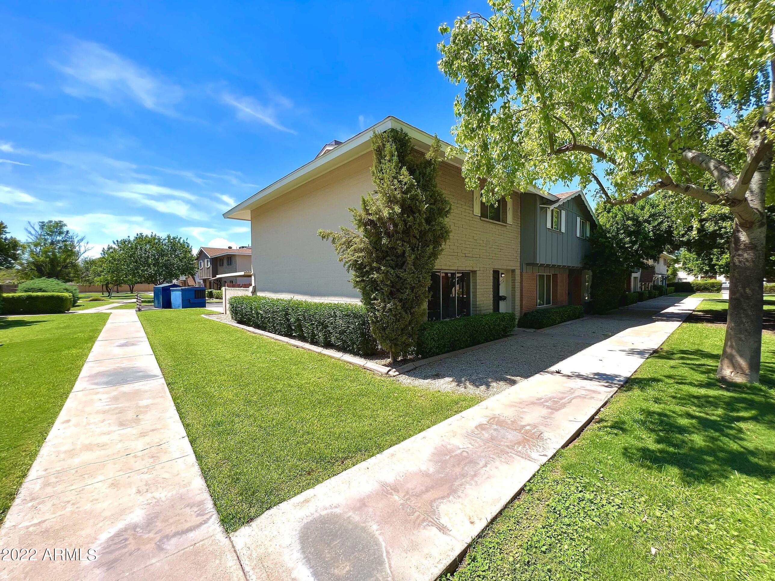 6115 North Granite Reef Road Scottsdale, AZ 85250 - Photo 2 of 13 20220826_044721326_iOS