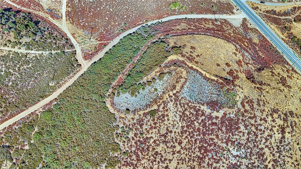 1 Bouquet Canyon Road Santa Clarita, CA 91390 - Photo 12 of 23 a view of a backyard of the house