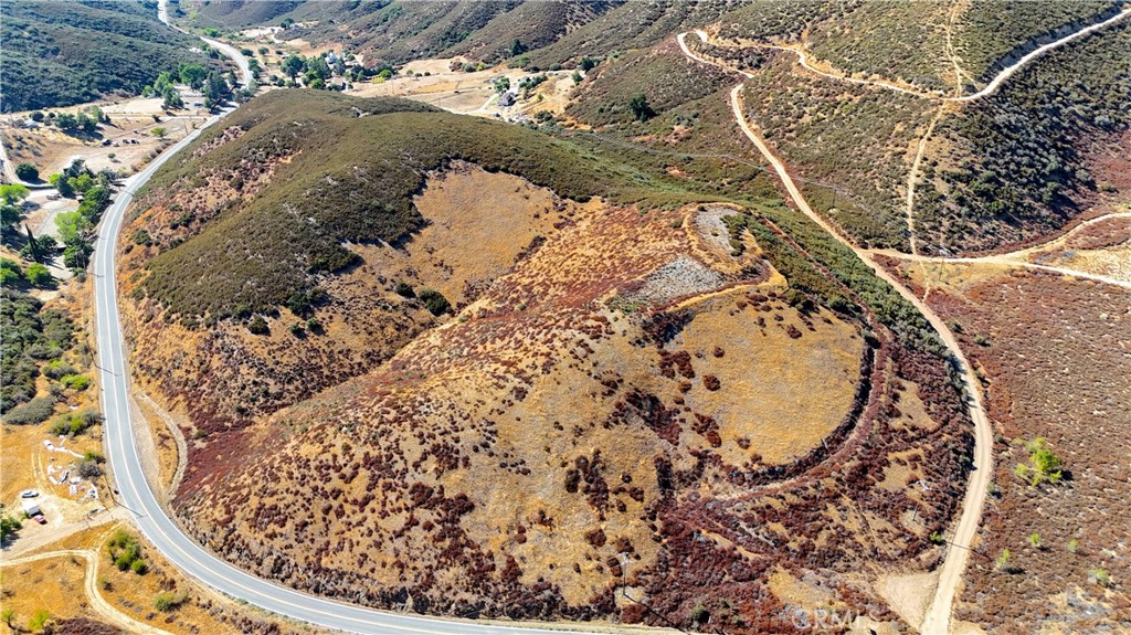 1 Bouquet Canyon Road Santa Clarita, CA 91390 - Photo 20 of 23 a water view of a water fountain