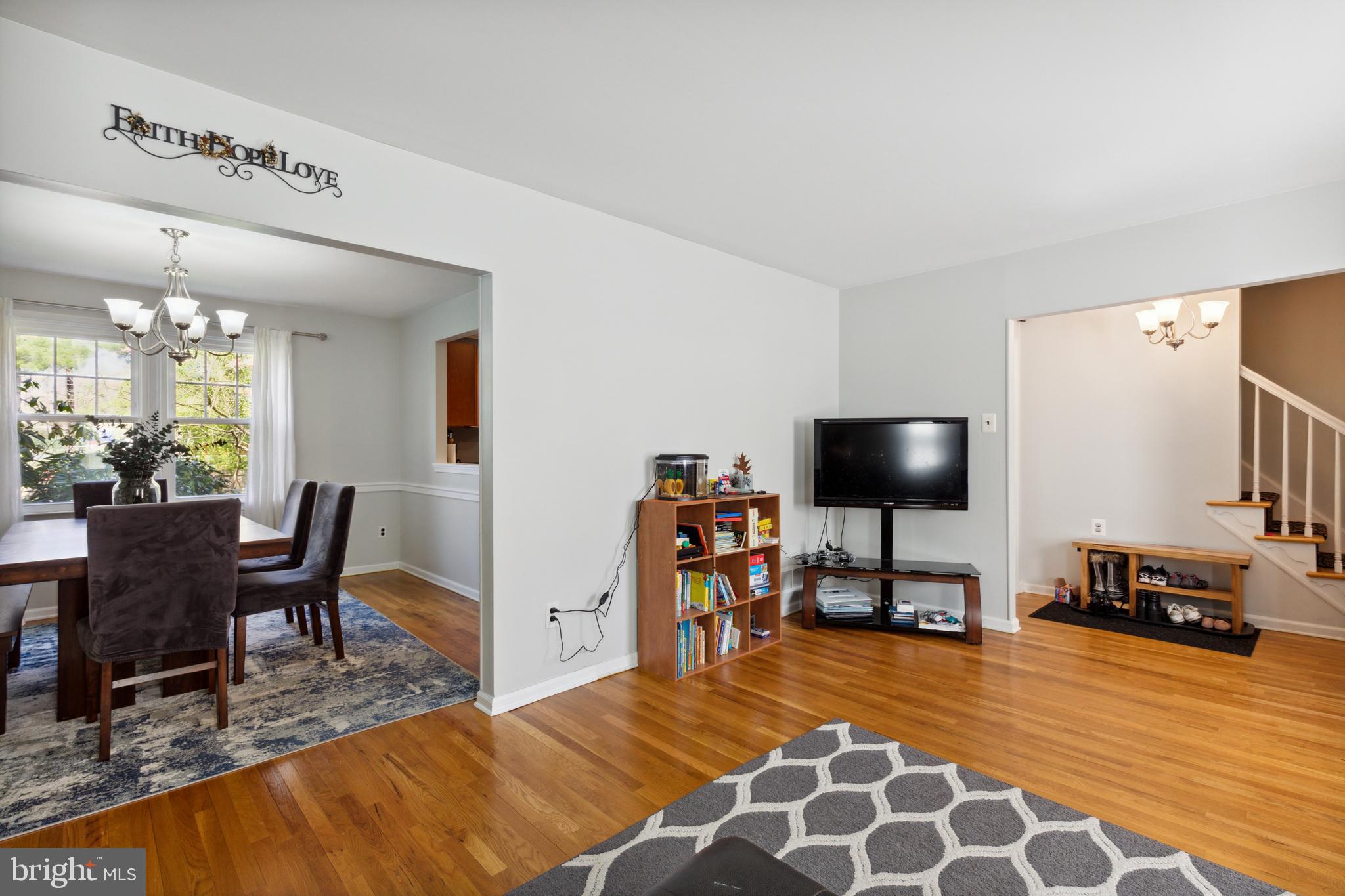 2105 Hemlock Road Norristown, PA 19403 - Photo 3 of 21 Gallery Image 3