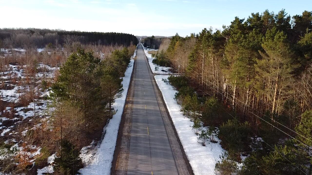 5766 Wallaker Road Benzonia, MI 49616 - Photo 13 of 17 2026-03-09-09-01-34-492