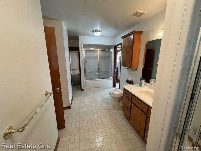 5981 Flemings Lake Road Clarkston, MI 48346 - Photo 30 of 66 Gallery Image 30