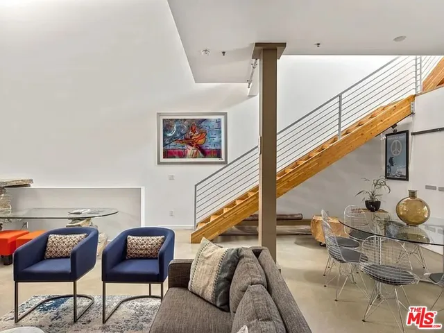 $7,395 | 815 Hampton Drive, Unit 2, Venice, CA 90291