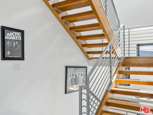 $7,395 | 815 Hampton Drive, Unit 2, Venice, CA 90291