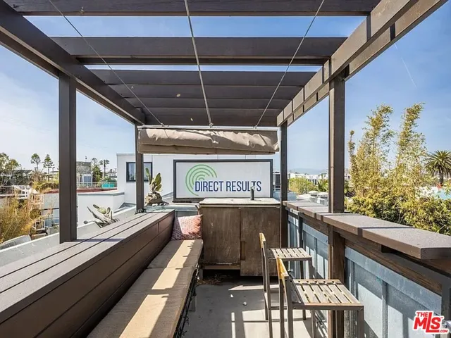 $7,395 | 815 Hampton Drive, Unit 2, Venice, CA 90291