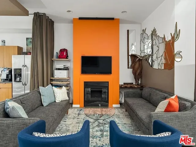 $7,395 | 815 Hampton Drive, Unit 2, Venice, CA 90291