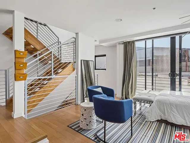 $7,395 | 815 Hampton Drive, Unit 2, Venice, CA 90291