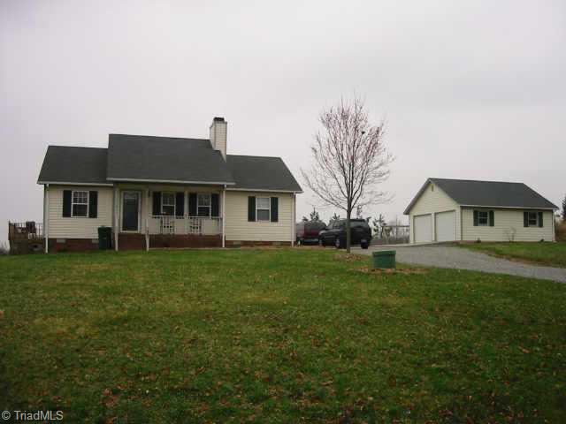 200 Farmview Road Madison, NC 27025 - Photo 1 of 1 Exterior Front.