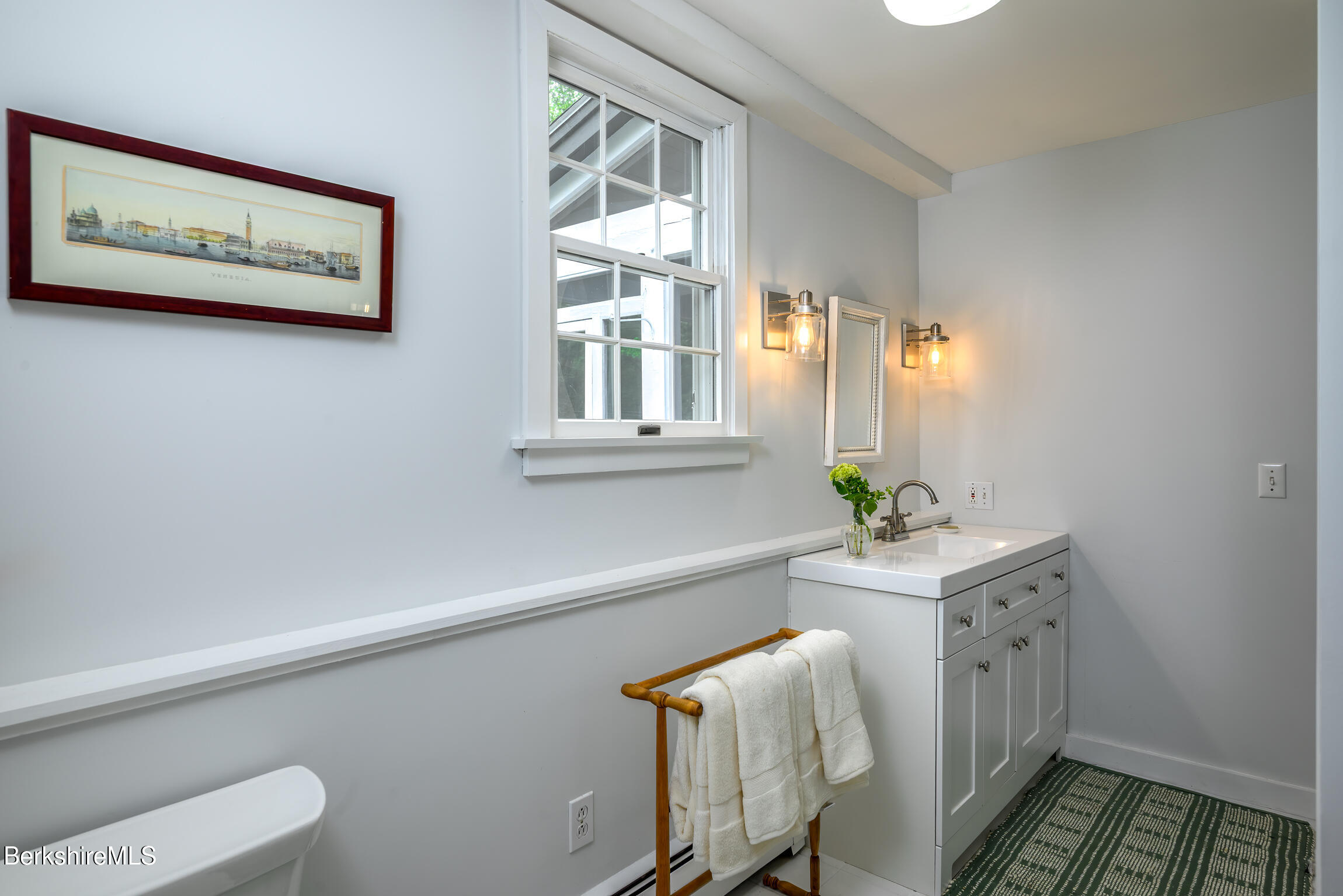 963 Hancock Road Williamstown, MA 01267 - Photo 30 of 60 Primary bath