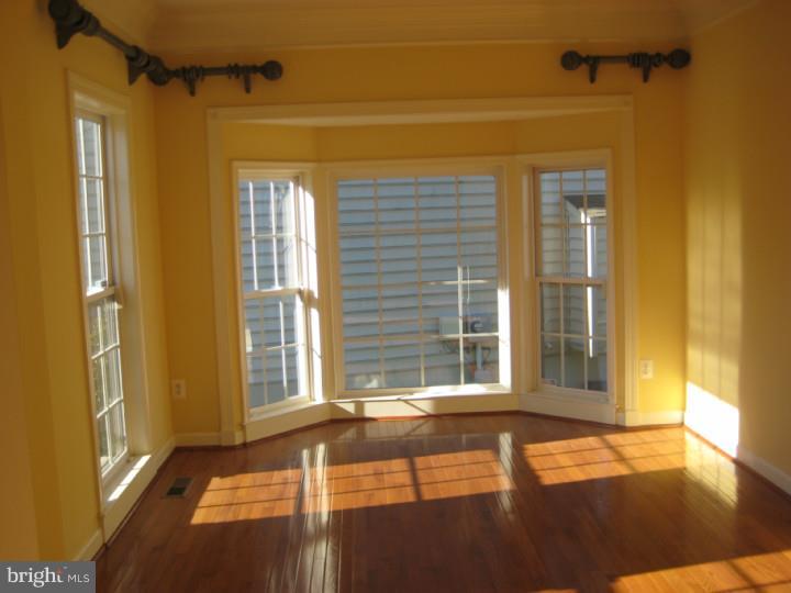 289 Barnhill Road Perkasie, PA 18944 - Photo 4 of 25 Living Room