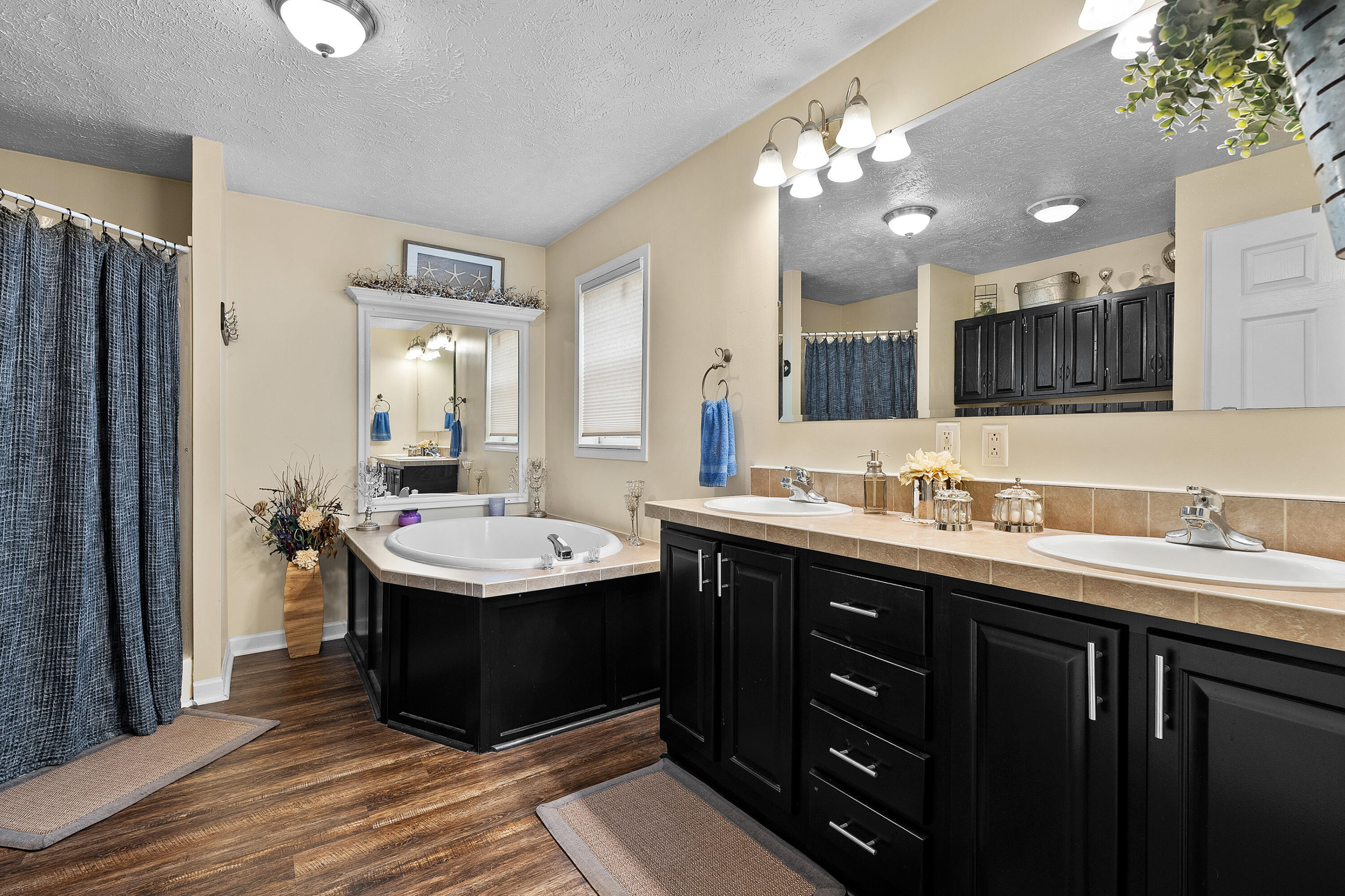 76 4th Street Plainwell, MI 49080 - Photo 20 of 36 4th St 76 Plainwell 49080-20