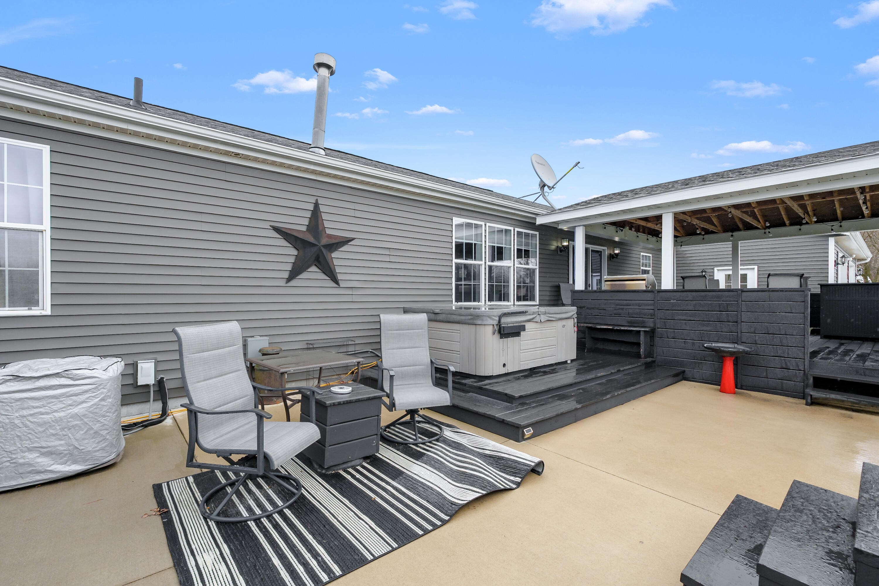 76 4th Street Plainwell, MI 49080 - Photo 25 of 36 4th St 76 Plainwell 49080-28