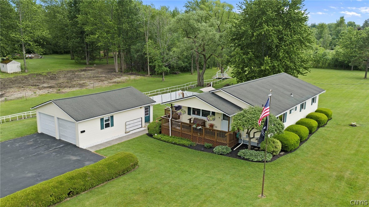 1092 Jewett Road Skaneateles, NY 13152 - Photo 2 of 42