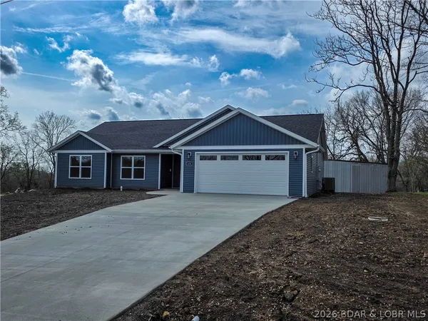 $314,900 | 418 East Newton Street, Versailles, MO 65084