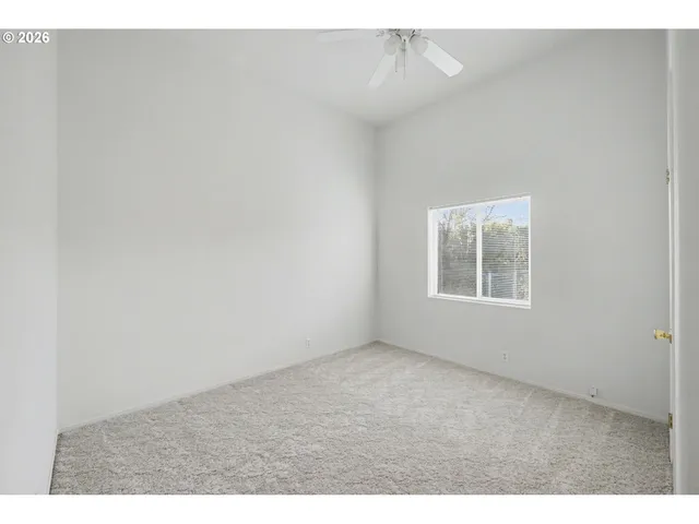 $360,000 | 2717 Maia Loop, Springfield, OR 97477